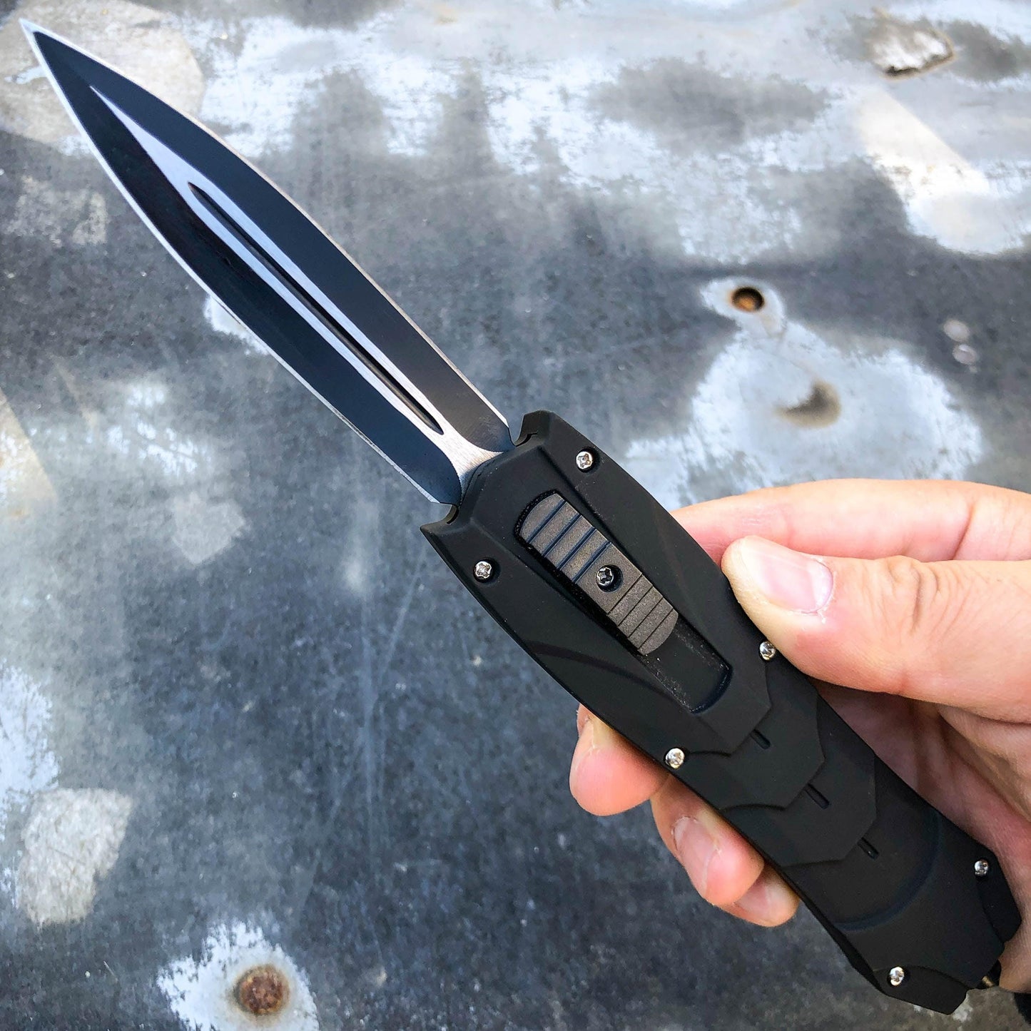 Everyday Carry Combat OTF Knives